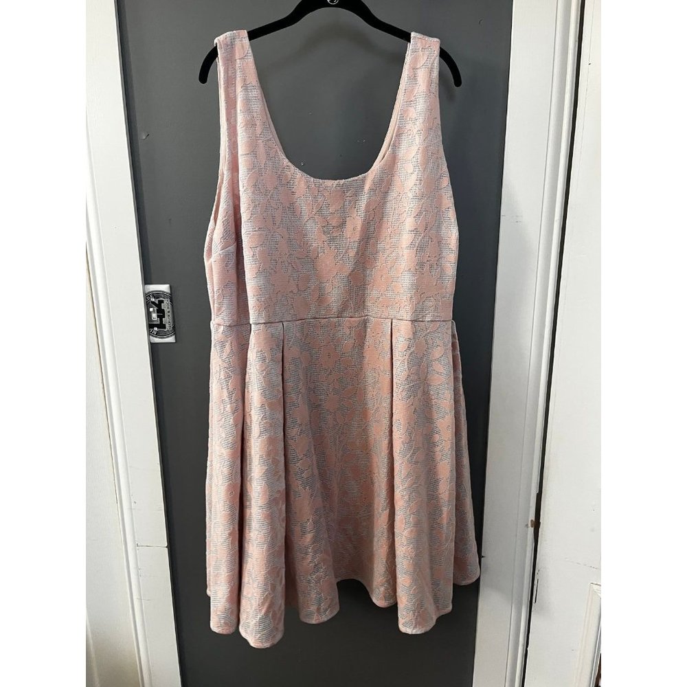 Torrid size 30 pink lace mesh overlay dress